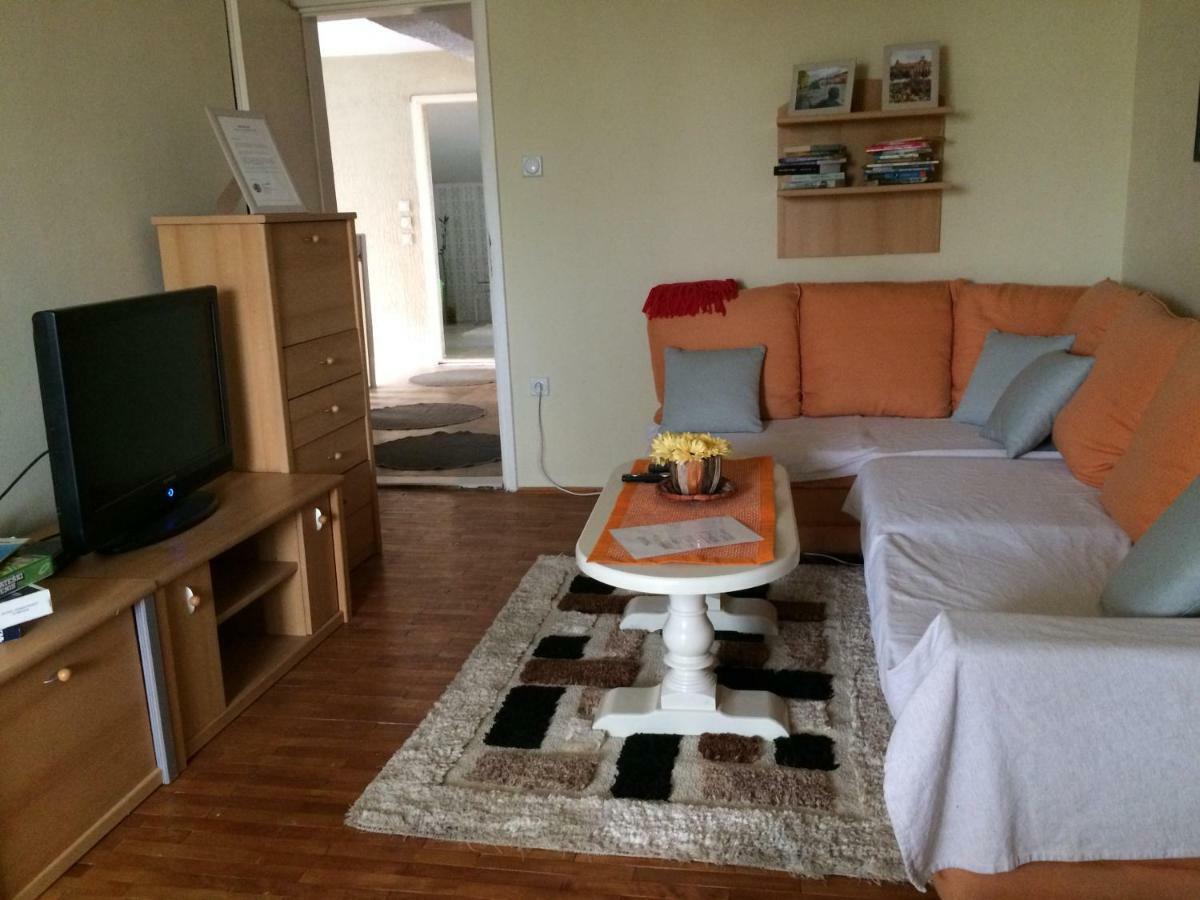 Apartman Melody Sombor Exterior photo